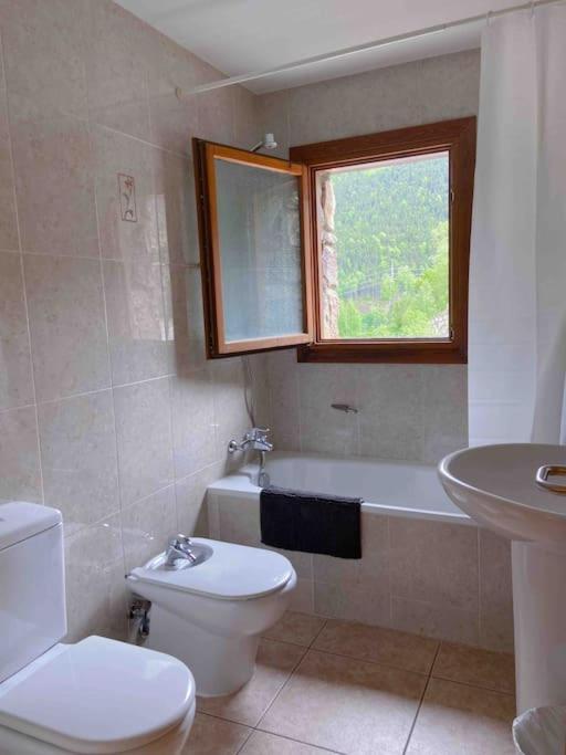 Unico Piso Colorido Y Divertido En Ransol - Increibles Vistas Al Rio Y Naturaleza - Ideal Familias L By Bonesvacances Andorra la Vella Dış mekan fotoğraf